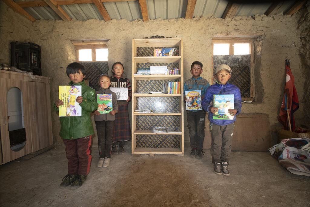 Mini-library set up in Jang(1)