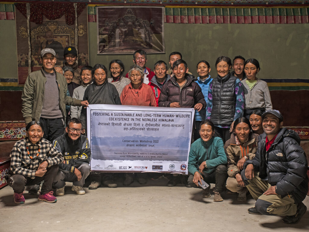 Participants of the conservation workshop in Til village.